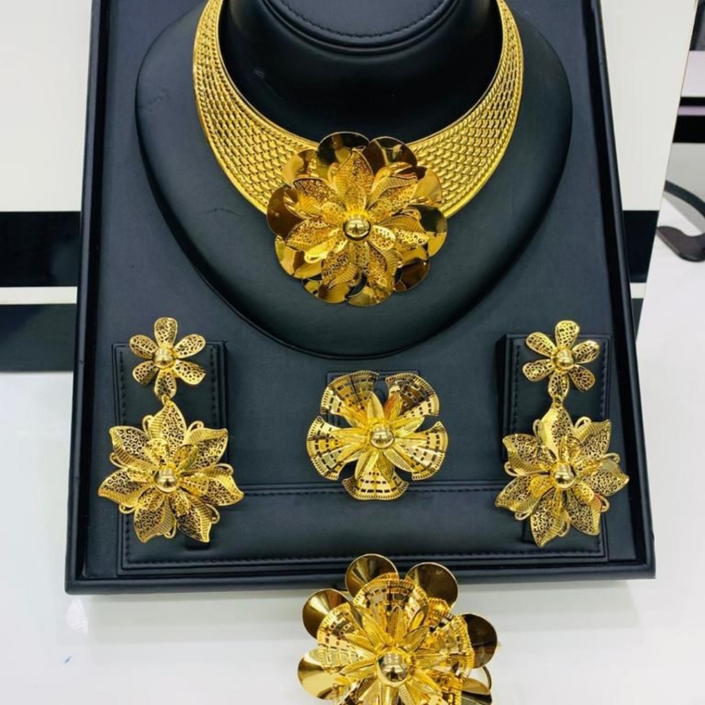 4-PIECE WOMEN JEWELRY SETS